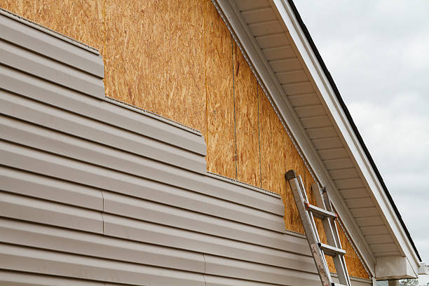 24/7 Emergency Siding experts in Quincy, IL